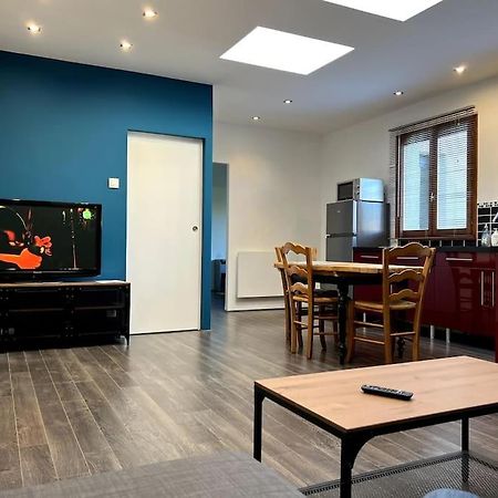 Appartement Calme Au Coeur Du Jardin Violaines Extérieur photo