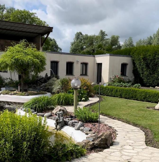 Appartement Calme Au Coeur Du Jardin Violaines Extérieur photo